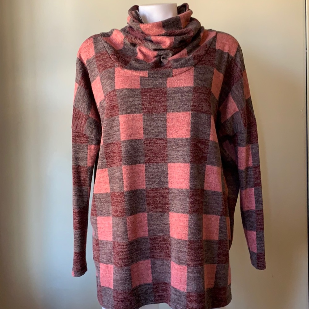 Pink/Gray Plaid Tunic Top